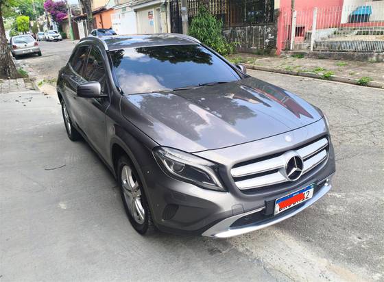 MERCEDES-BENZ GLA 200 1.6 CGI ADVANCE 16V TURBO FLEX 4P AUTOMÁTICO